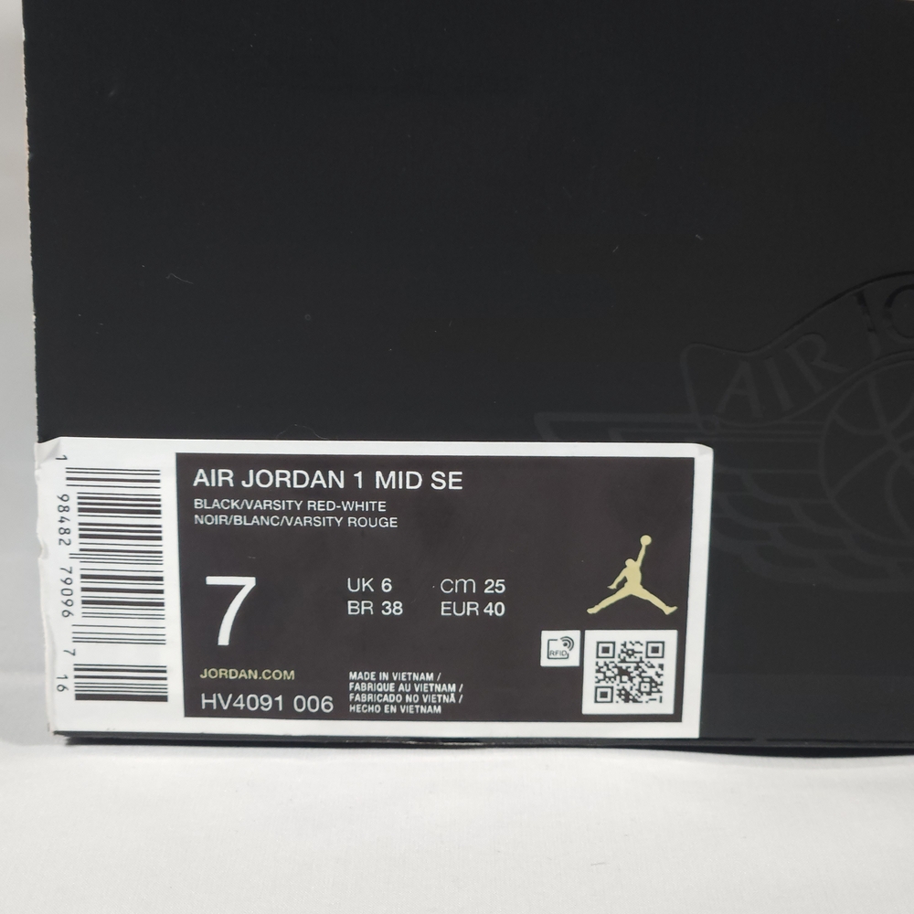 🚫SOLD🚫Jordan 1 Mid Patent Bred Size 8.5W/7M - Picture 6 of 6